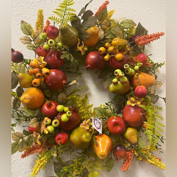 Fall Wreath With Fruit